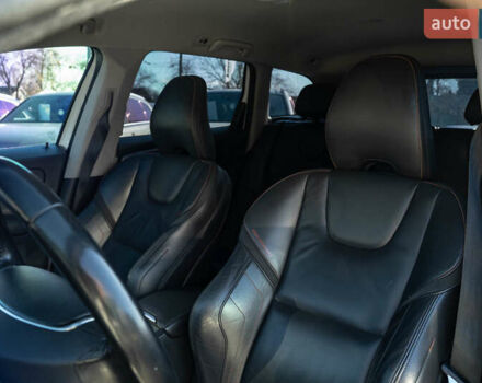 Білий Вольво ХС60, об'ємом двигуна 2.4 л та пробігом 110 тис. км за 23900 $, фото 28 на Automoto.ua