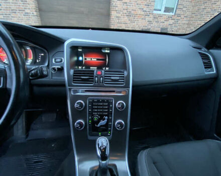 Белый Вольво ХС60, объемом двигателя 2 л и пробегом 310 тыс. км за 17700 $, фото 35 на Automoto.ua