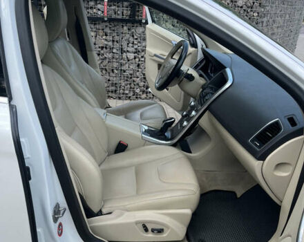 Белый Вольво ХС60, объемом двигателя 2.95 л и пробегом 125 тыс. км за 18500 $, фото 14 на Automoto.ua