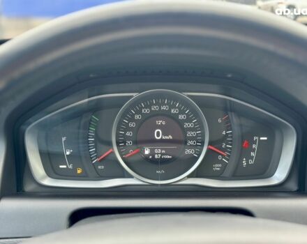 Белый Вольво ХС60, объемом двигателя 2.4 л и пробегом 244 тыс. км за 18500 $, фото 12 на Automoto.ua