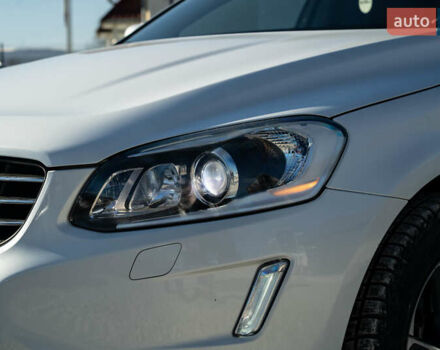 Білий Вольво ХС60, об'ємом двигуна 2.4 л та пробігом 110 тис. км за 23900 $, фото 11 на Automoto.ua