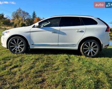 Білий Вольво ХС60, об'ємом двигуна 3 л та пробігом 190 тис. км за 14500 $, фото 2 на Automoto.ua