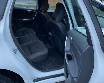 Белый Вольво ХС60, объемом двигателя 2 л и пробегом 310 тыс. км за 17700 $, фото 33 на Automoto.ua