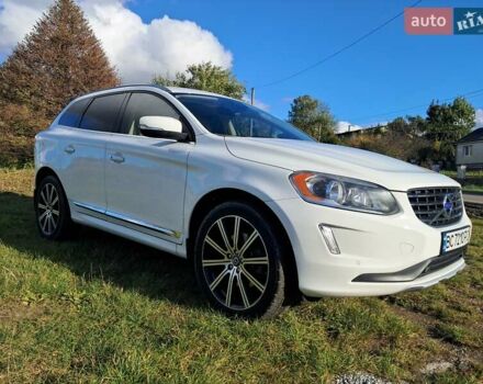 Білий Вольво ХС60, об'ємом двигуна 3 л та пробігом 190 тис. км за 14500 $, фото 8 на Automoto.ua