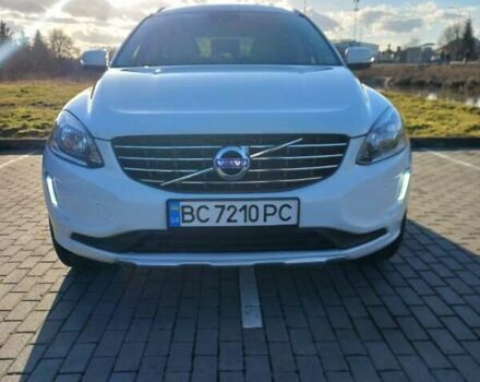 Белый Вольво ХС60, объемом двигателя 3 л и пробегом 187 тыс. км за 15500 $, фото 1 на Automoto.ua