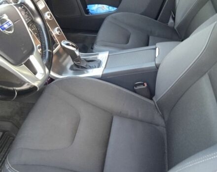 Белый Вольво ХС60, объемом двигателя 2 л и пробегом 187 тыс. км за 19000 $, фото 5 на Automoto.ua