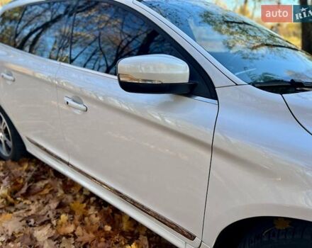 Білий Вольво ХС60, об'ємом двигуна 1.97 л та пробігом 150 тис. км за 23999 $, фото 46 на Automoto.ua
