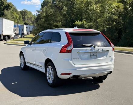 Білий Вольво ХС60, об'ємом двигуна 2 л та пробігом 78 тис. км за 3800 $, фото 6 на Automoto.ua