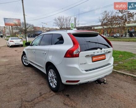 Білий Вольво ХС60, об'ємом двигуна 2 л та пробігом 145 тис. км за 13700 $, фото 4 на Automoto.ua