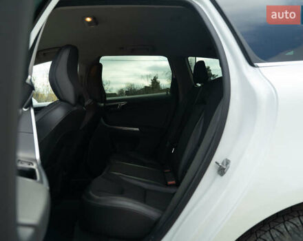 Белый Вольво ХС60, объемом двигателя 1.97 л и пробегом 247 тыс. км за 19800 $, фото 30 на Automoto.ua