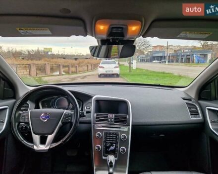 Білий Вольво ХС60, об'ємом двигуна 2 л та пробігом 145 тис. км за 13700 $, фото 8 на Automoto.ua