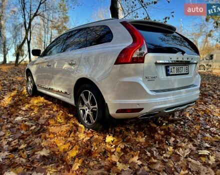 Белый Вольво ХС60, объемом двигателя 1.97 л и пробегом 164 тыс. км за 23200 $, фото 12 на Automoto.ua