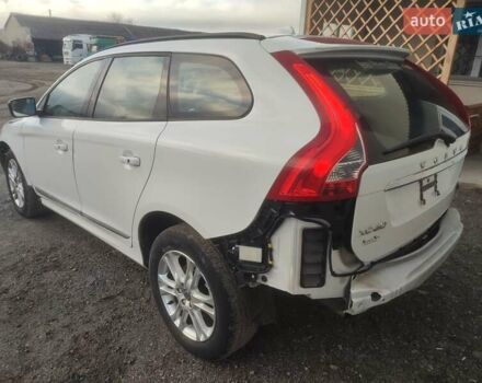 Белый Вольво ХС60, объемом двигателя 2 л и пробегом 193 тыс. км за 7850 $, фото 5 на Automoto.ua