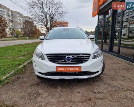 Білий Вольво ХС60, об'ємом двигуна 2 л та пробігом 145 тис. км за 13700 $, фото 1 на Automoto.ua