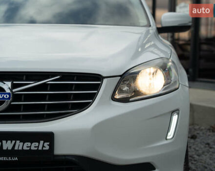 Белый Вольво ХС60, объемом двигателя 1.97 л и пробегом 247 тыс. км за 19800 $, фото 13 на Automoto.ua