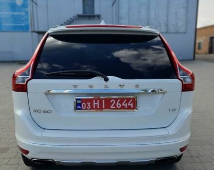 Белый Вольво ХС60, объемом двигателя 2 л и пробегом 205 тыс. км за 12800 $, фото 3 на Automoto.ua