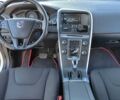 Белый Вольво ХС60, объемом двигателя 1.97 л и пробегом 329 тыс. км за 18000 $, фото 4 на Automoto.ua