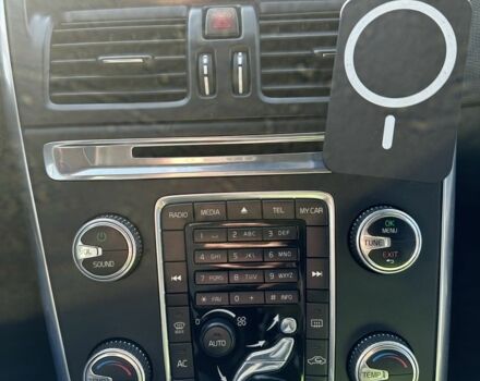 Белый Вольво ХС60, объемом двигателя 2 л и пробегом 188 тыс. км за 21650 $, фото 7 на Automoto.ua