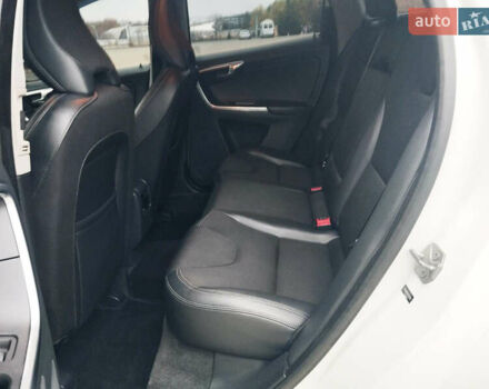 Белый Вольво ХС60, объемом двигателя 2 л и пробегом 279 тыс. км за 13700 $, фото 9 на Automoto.ua