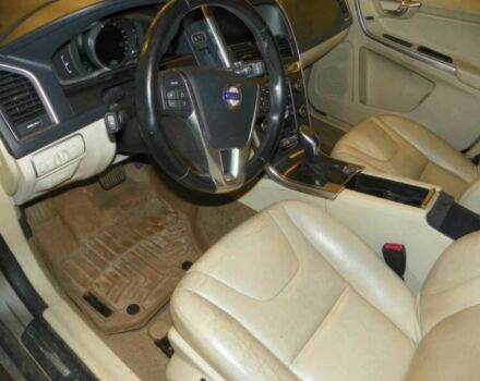 Белый Вольво ХС60, объемом двигателя 3 л и пробегом 76 тыс. км за 7350 $, фото 7 на Automoto.ua