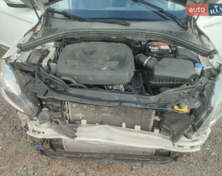 Белый Вольво ХС60, объемом двигателя 2 л и пробегом 193 тыс. км за 7850 $, фото 32 на Automoto.ua