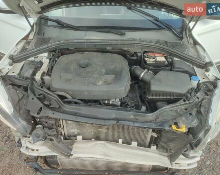 Белый Вольво ХС60, объемом двигателя 2 л и пробегом 193 тыс. км за 7850 $, фото 35 на Automoto.ua