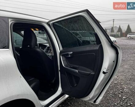 Белый Вольво ХС60, объемом двигателя 2 л и пробегом 248 тыс. км за 11500 $, фото 20 на Automoto.ua
