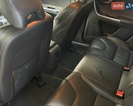 Білий Вольво ХС60, об'ємом двигуна 2 л та пробігом 294 тис. км за 20999 $, фото 13 на Automoto.ua