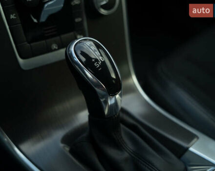 Белый Вольво ХС60, объемом двигателя 1.97 л и пробегом 247 тыс. км за 19800 $, фото 28 на Automoto.ua