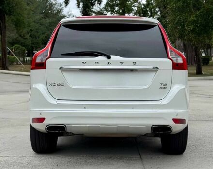 Белый Вольво ХС60, объемом двигателя 3 л и пробегом 76 тыс. км за 10450 $, фото 4 на Automoto.ua