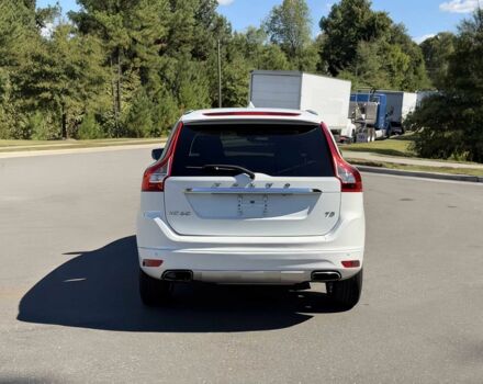 Білий Вольво ХС60, об'ємом двигуна 2 л та пробігом 78 тис. км за 3800 $, фото 5 на Automoto.ua