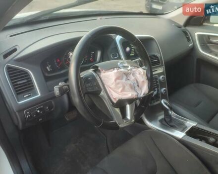 Белый Вольво ХС60, объемом двигателя 2 л и пробегом 193 тыс. км за 7850 $, фото 22 на Automoto.ua