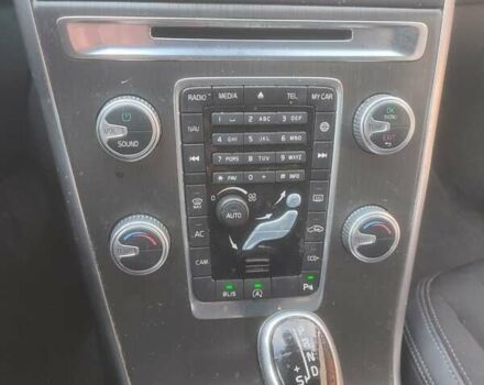 Белый Вольво ХС60, объемом двигателя 2 л и пробегом 193 тыс. км за 7850 $, фото 29 на Automoto.ua