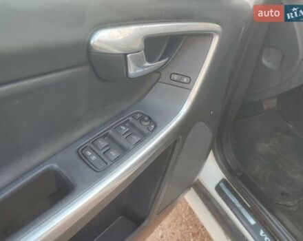 Белый Вольво ХС60, объемом двигателя 2 л и пробегом 193 тыс. км за 7850 $, фото 19 на Automoto.ua