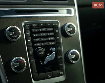 Белый Вольво ХС60, объемом двигателя 1.97 л и пробегом 247 тыс. км за 19800 $, фото 27 на Automoto.ua