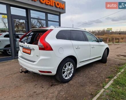 Білий Вольво ХС60, об'ємом двигуна 2 л та пробігом 145 тис. км за 13700 $, фото 2 на Automoto.ua