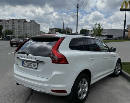 Белый Вольво ХС60, объемом двигателя 2 л и пробегом 191 тыс. км за 18800 $, фото 4 на Automoto.ua