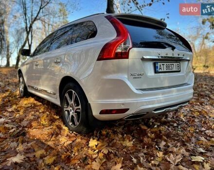 Белый Вольво ХС60, объемом двигателя 1.97 л и пробегом 164 тыс. км за 23200 $, фото 7 на Automoto.ua