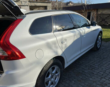 Білий Вольво ХС60, об'ємом двигуна 2 л та пробігом 247 тис. км за 19500 $, фото 1 на Automoto.ua