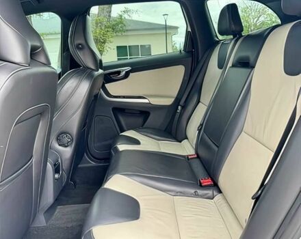 Белый Вольво ХС60, объемом двигателя 3 л и пробегом 76 тыс. км за 10450 $, фото 10 на Automoto.ua