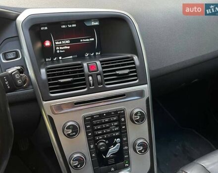 Білий Вольво ХС60, об'ємом двигуна 2 л та пробігом 294 тис. км за 20999 $, фото 18 на Automoto.ua