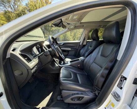 Білий Вольво ХС60, об'ємом двигуна 2 л та пробігом 78 тис. км за 3800 $, фото 8 на Automoto.ua