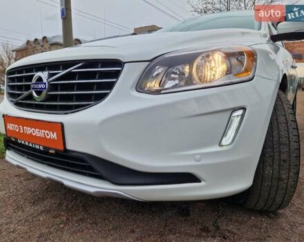Білий Вольво ХС60, об'ємом двигуна 2 л та пробігом 145 тис. км за 13700 $, фото 20 на Automoto.ua