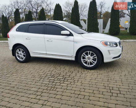 Белый Вольво ХС60, объемом двигателя 2 л и пробегом 279 тыс. км за 13700 $, фото 7 на Automoto.ua