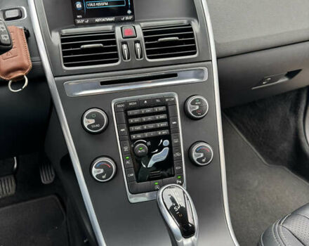 Белый Вольво ХС60, объемом двигателя 2 л и пробегом 144 тыс. км за 17000 $, фото 10 на Automoto.ua