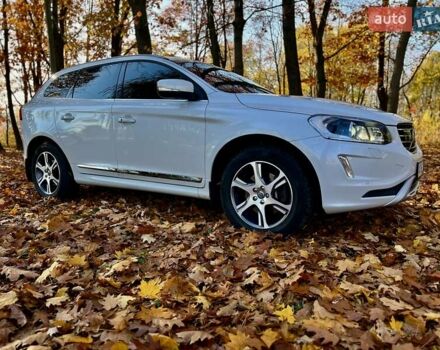 Белый Вольво ХС60, объемом двигателя 1.97 л и пробегом 164 тыс. км за 23200 $, фото 2 на Automoto.ua