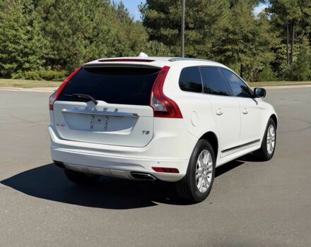 Білий Вольво ХС60, об'ємом двигуна 2 л та пробігом 78 тис. км за 3800 $, фото 4 на Automoto.ua