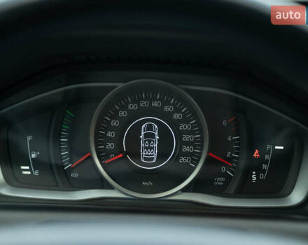 Белый Вольво ХС60, объемом двигателя 1.97 л и пробегом 247 тыс. км за 19800 $, фото 23 на Automoto.ua