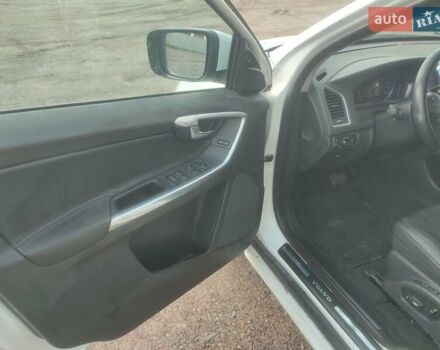 Белый Вольво ХС60, объемом двигателя 2 л и пробегом 193 тыс. км за 7850 $, фото 18 на Automoto.ua
