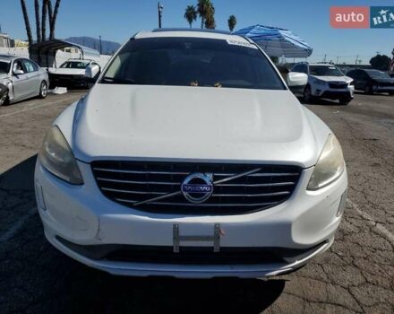 Вольво ХС60 2016 в Ровно на Automoto.ua Белый Вольво ХС60, объемом двигателя 2 л и пробегом 194 тыс. км за 2500 $, фото 4 на Automoto.ua